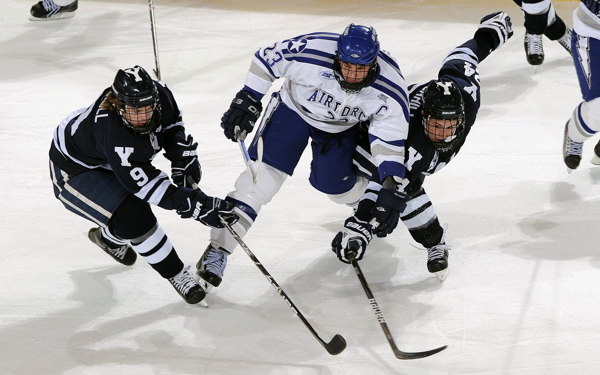 巴西队在南美预赛中领跑,提前锁定出线